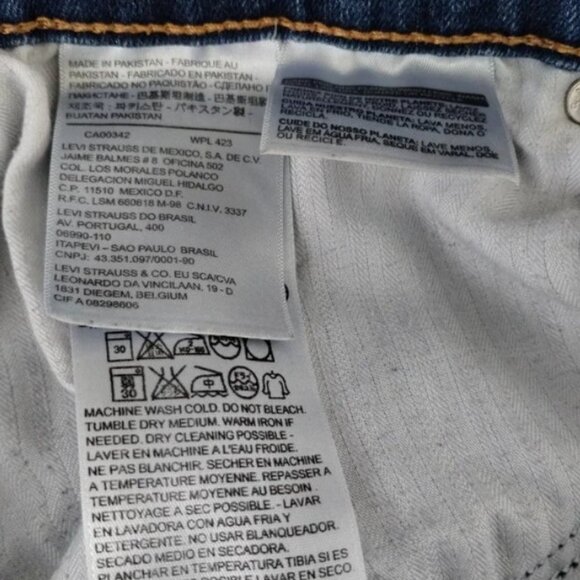 Women's Levi's 414 Relaxed Straight Jeans 32" Waist - Picture 6 of 10